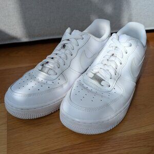 Nike Air Force 1 '07 Low - White/White (M 7.5/W 9)